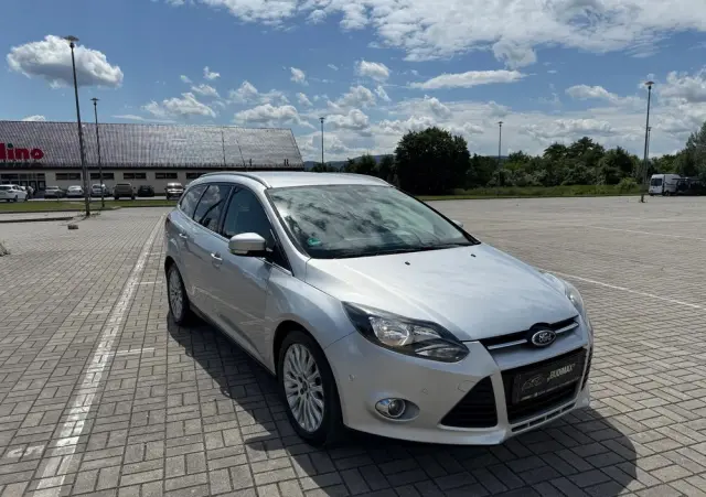 FORD Focus 1.0 EcoBoost Start-Stopp-System Titanium