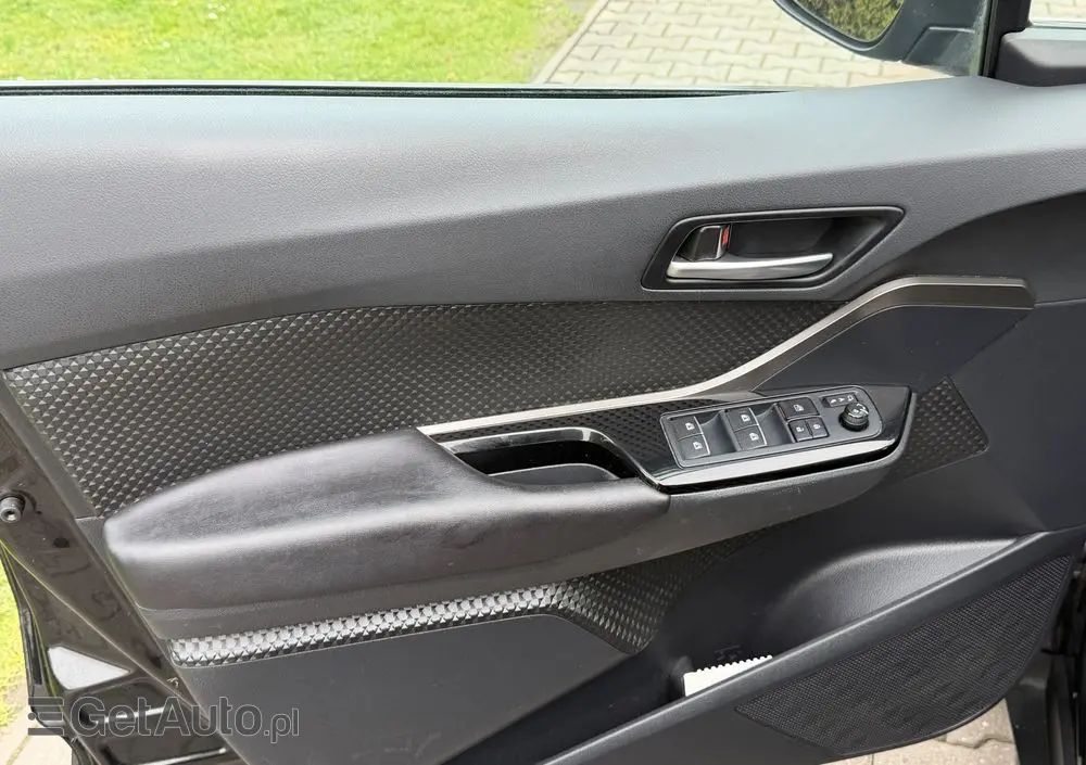 TOYOTA C-HR 1.2 Turbo Team Deutschland