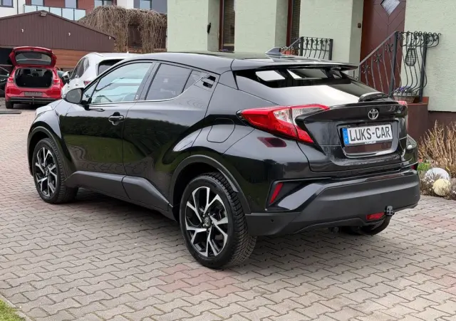 TOYOTA C-HR 1.2 Turbo Team Deutschland