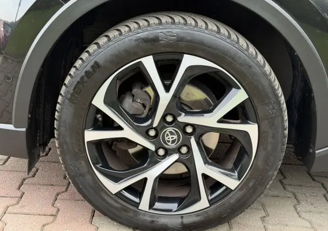 TOYOTA C-HR 1.2 Turbo Team Deutschland