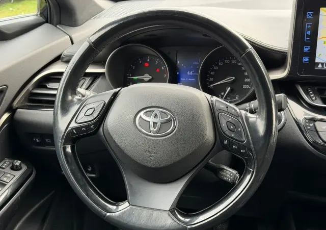 TOYOTA C-HR 1.2 Turbo Team Deutschland