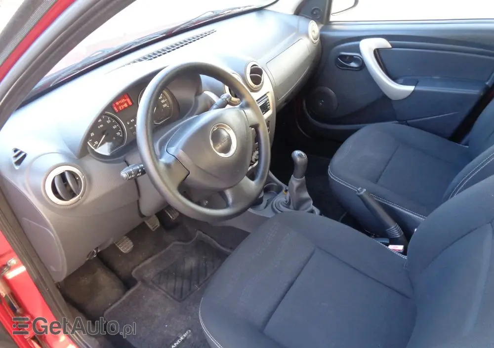 DACIA Sandero Stepway 1.6