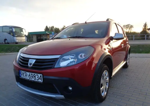 DACIA Sandero Stepway 1.6