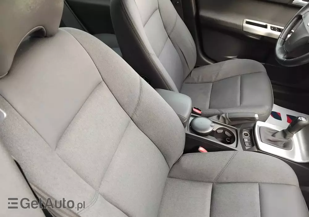 VOLVO V50 1.8 Kinetic