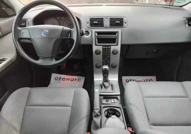 VOLVO V50 1.8 Kinetic