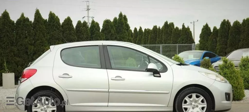 PEUGEOT 207 