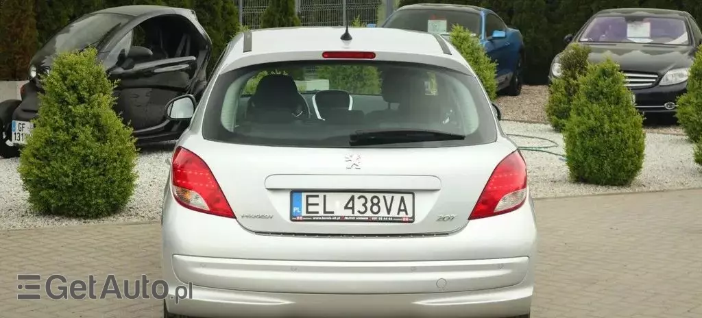 PEUGEOT 207 