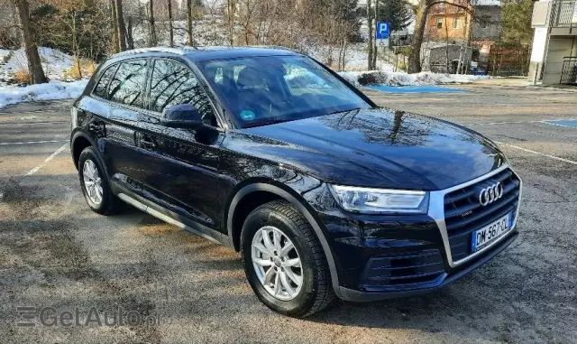 AUDI Q5 2.0 TDI quattro sport
