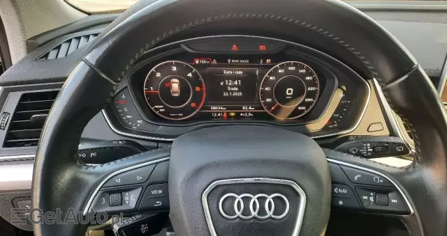 AUDI Q5 2.0 TDI quattro sport