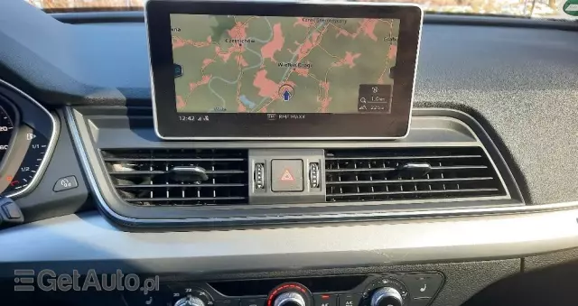 AUDI Q5 2.0 TDI quattro sport