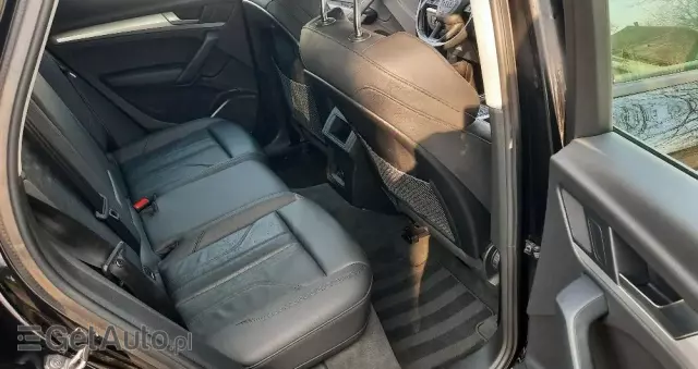 AUDI Q5 2.0 TDI quattro sport