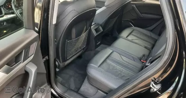 AUDI Q5 2.0 TDI quattro sport