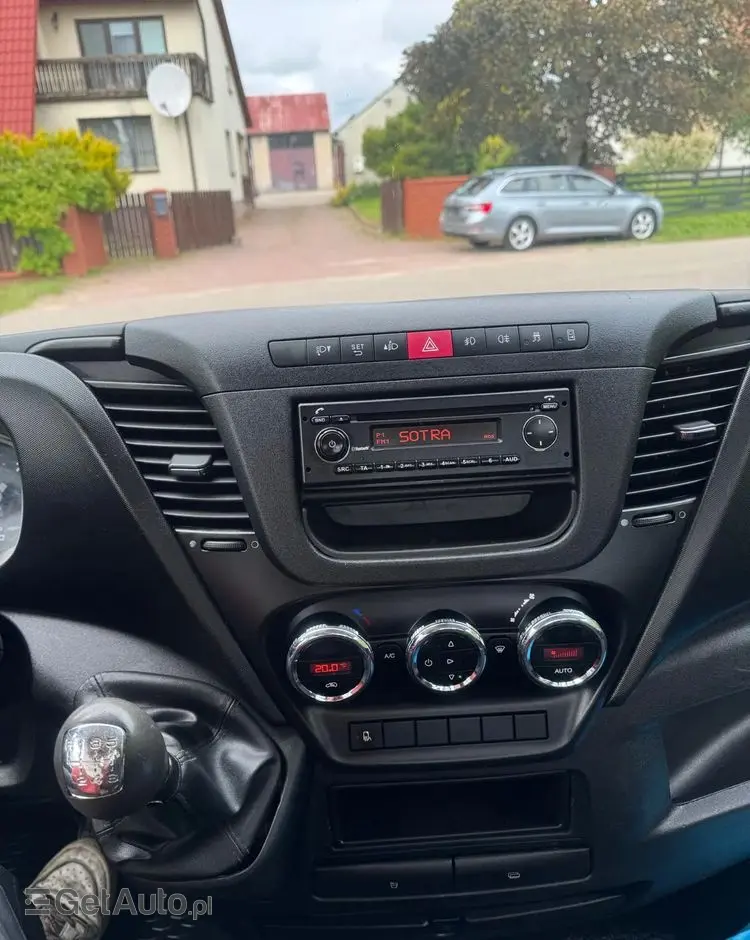 IVECO Daily 35.150/ 2.3 /Klima/Skrzynia/ E6/Laweta 