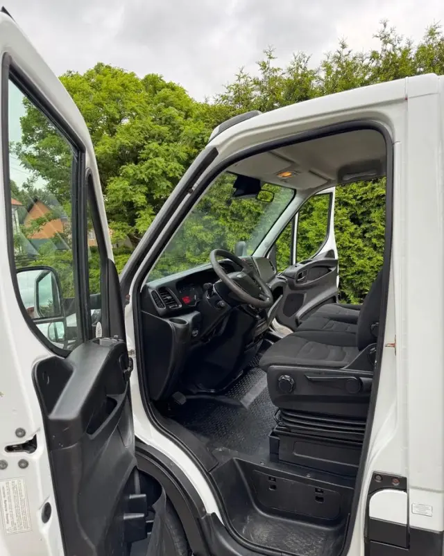 IVECO Daily 35.150/ 2.3 /Klima/Skrzynia/ E6/Laweta 