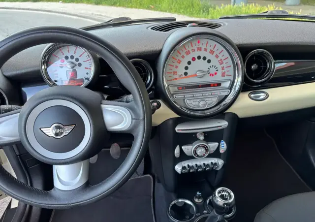 MINI ONE 