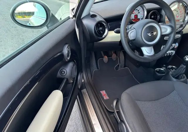 MINI ONE 