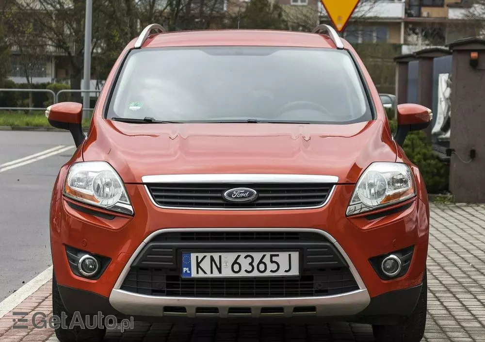 FORD Kuga 2.0 TDCi 2x4 Titanium