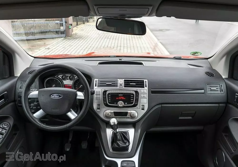 FORD Kuga 2.0 TDCi 2x4 Titanium