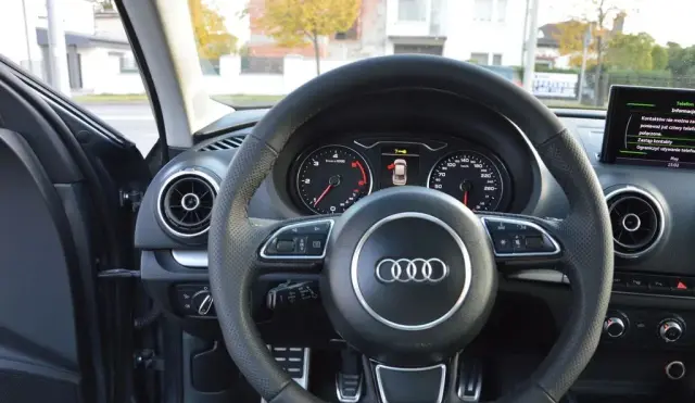 AUDI A3 