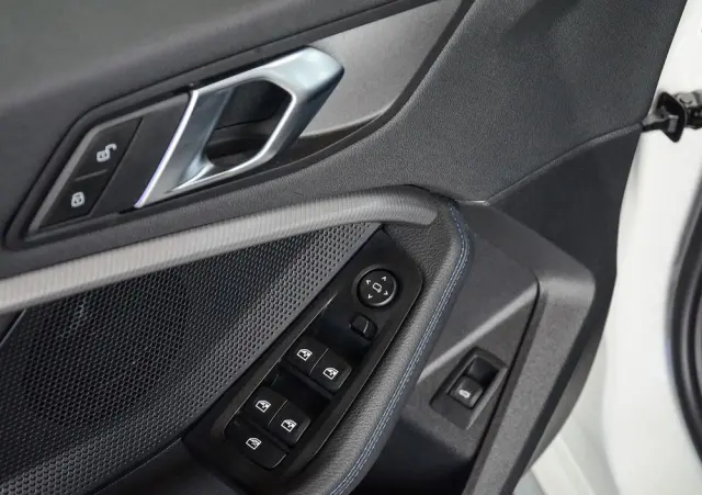 BMW Seria 1 118i M Sport