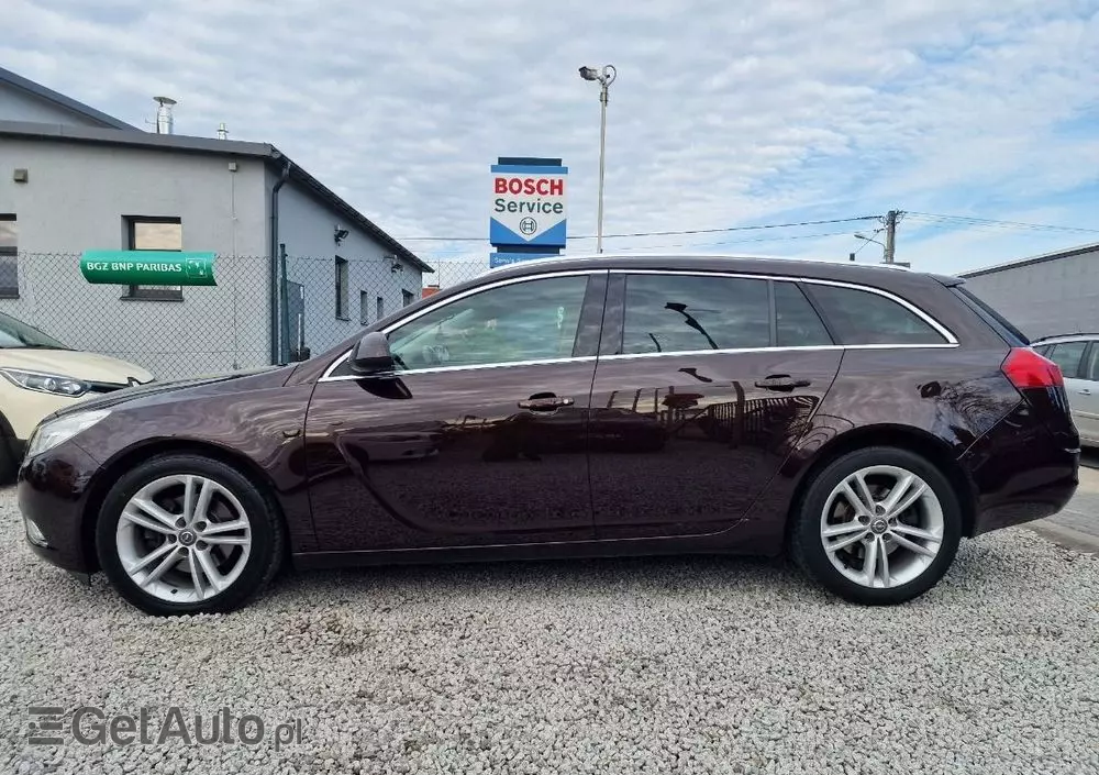 OPEL Insignia 
