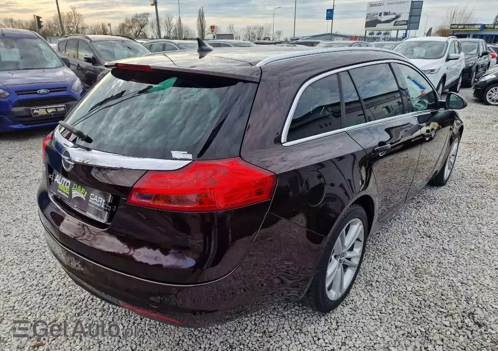 OPEL Insignia 
