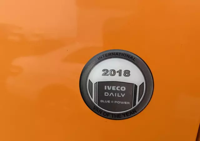 IVECO Daily 72-180/Automat Hi-Matic/kontener15 epalet/winda 1000kg/poduszki fabryczne/ 