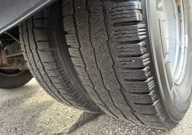 IVECO Daily 72-180/Automat Hi-Matic/kontener15 epalet/winda 1000kg/poduszki fabryczne/ 