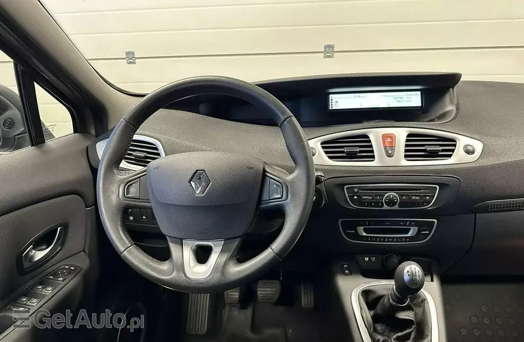 RENAULT Grand Scenic 
