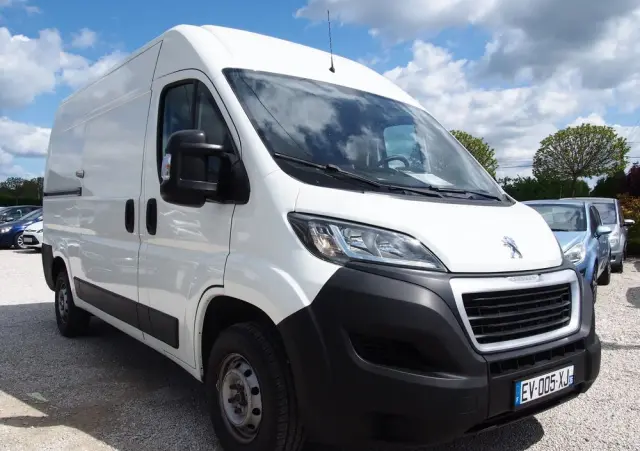 PEUGEOT Boxer 