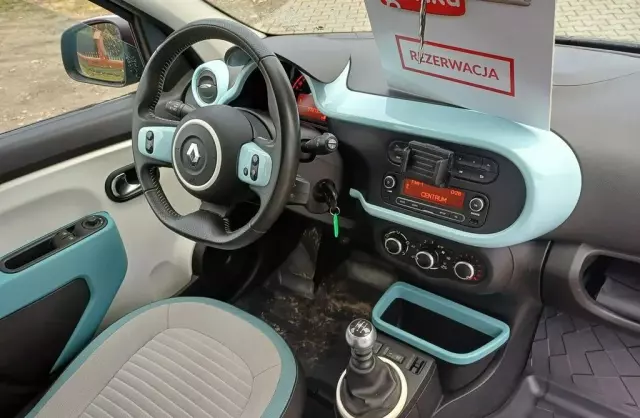 RENAULT Twingo 