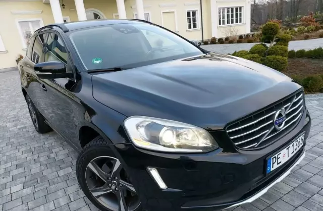 VOLVO XC60 