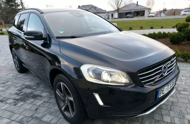 VOLVO XC60 