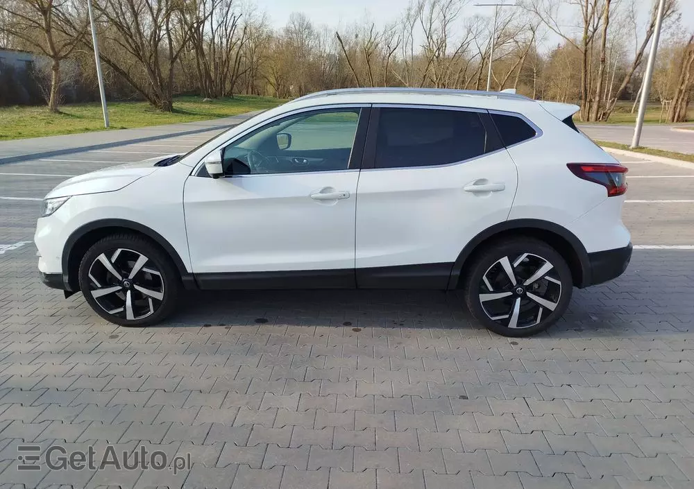 NISSAN Qashqai 1.2 DIG-T Tekna Xtronic