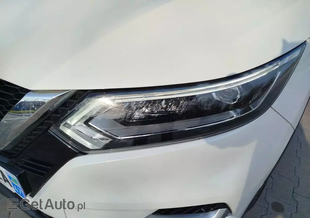 NISSAN Qashqai 1.2 DIG-T Tekna Xtronic