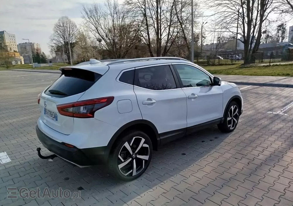NISSAN Qashqai 1.2 DIG-T Tekna Xtronic