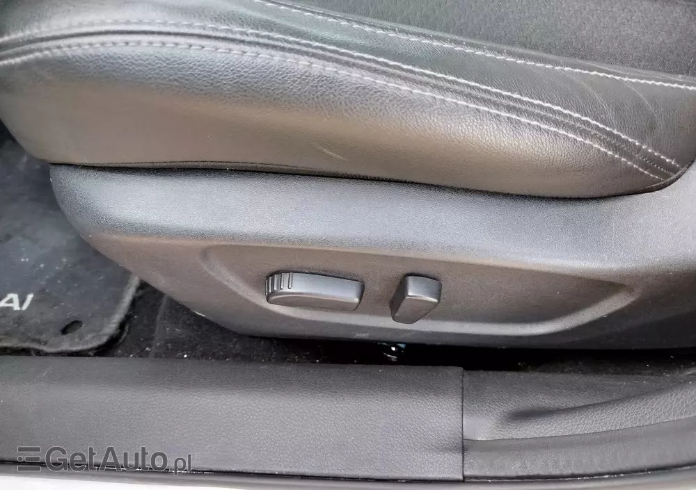 NISSAN Qashqai 1.2 DIG-T Tekna Xtronic