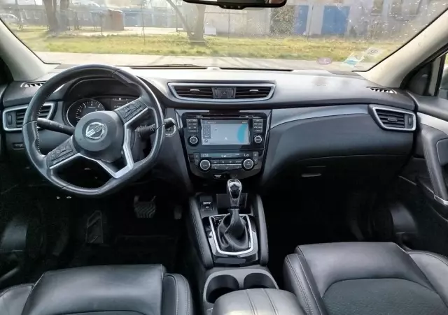 NISSAN Qashqai 1.2 DIG-T Tekna Xtronic