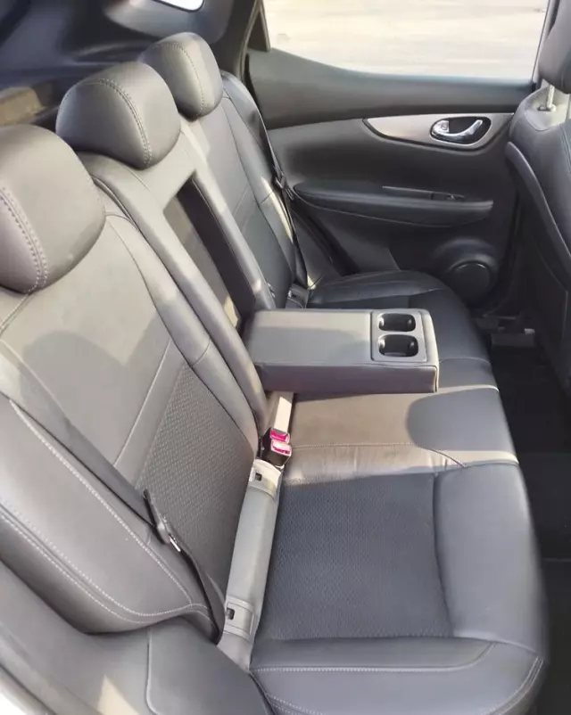 NISSAN Qashqai 1.2 DIG-T Tekna Xtronic