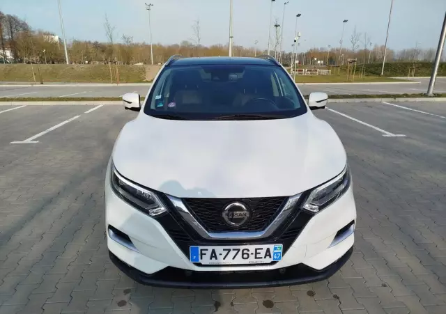 NISSAN Qashqai 1.2 DIG-T Tekna Xtronic
