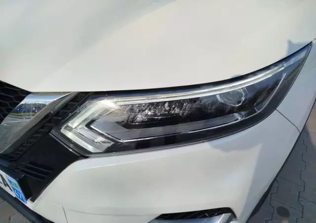 NISSAN Qashqai 1.2 DIG-T Tekna Xtronic