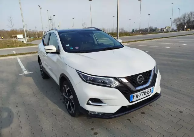 NISSAN Qashqai 1.2 DIG-T Tekna Xtronic