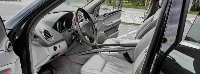 MERCEDES-BENZ Klasa M 