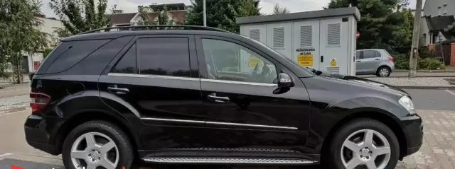 MERCEDES-BENZ Klasa M 