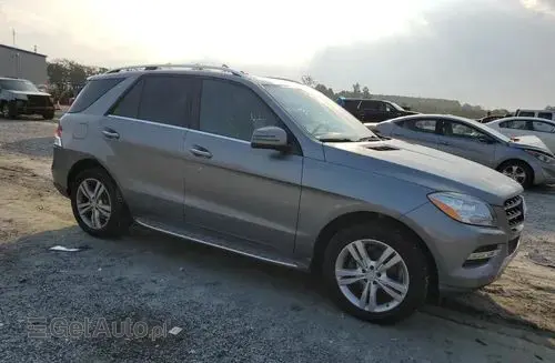 MERCEDES-BENZ ML 