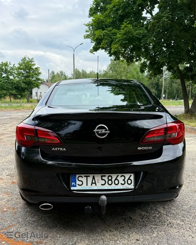 OPEL Astra 1.4 T Essentia
