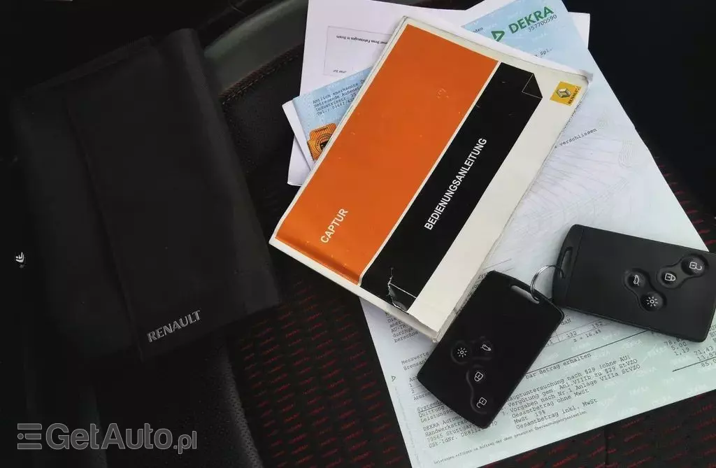 RENAULT Captur 