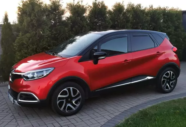 RENAULT Captur 