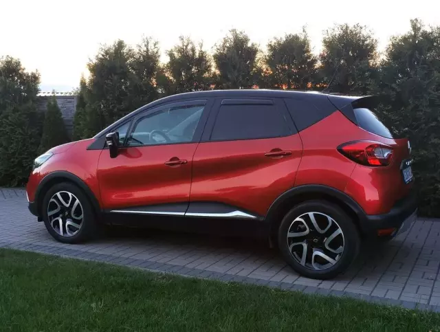 RENAULT Captur 