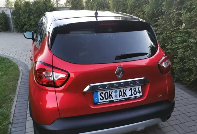 RENAULT Captur 
